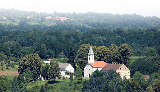 prilisce-cerkev-ozadje.png